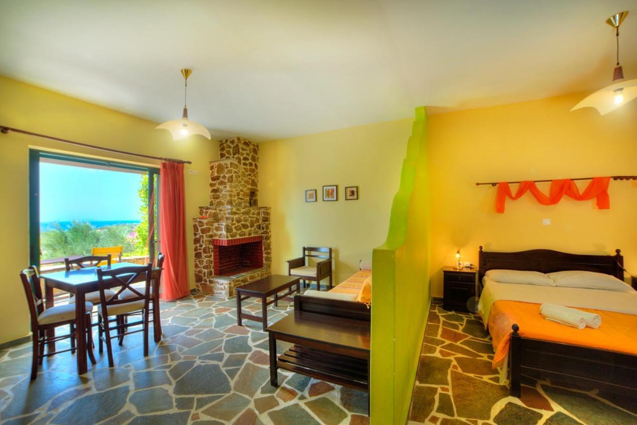 Ktima Nikola Apartment Marmari  Bagian luar foto