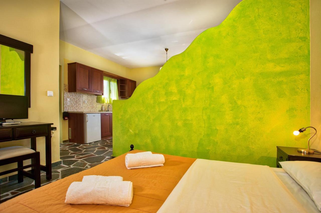 Ktima Nikola Apartment Marmari  Bagian luar foto