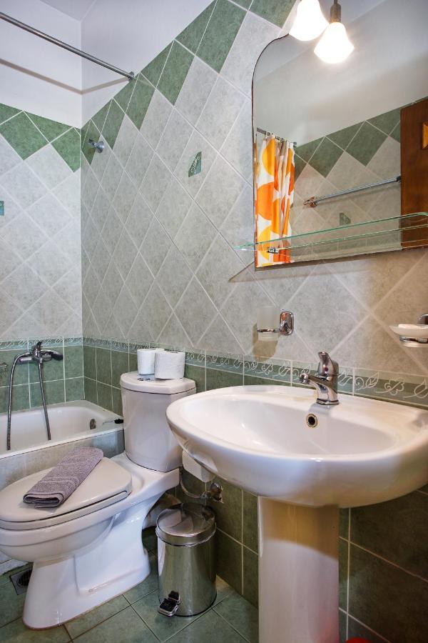 Ktima Nikola Apartment Marmari  Bagian luar foto